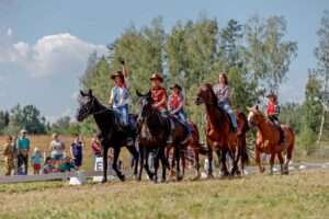 Camp with horses 2024